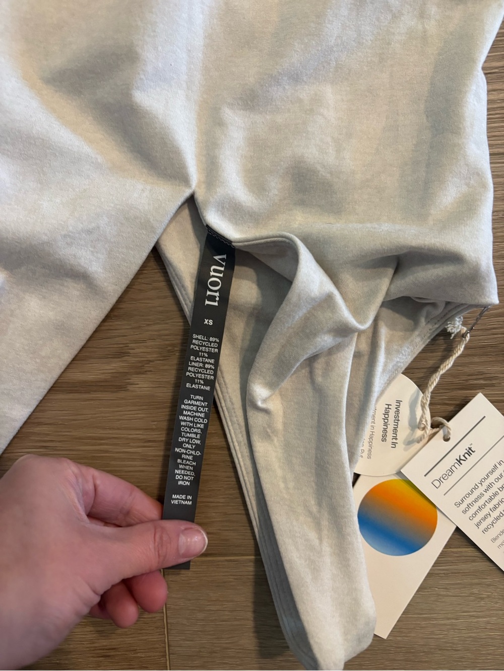 Vuori Halo Bodysuit Salt Heather MSRP $78 - Picture 3 of 4